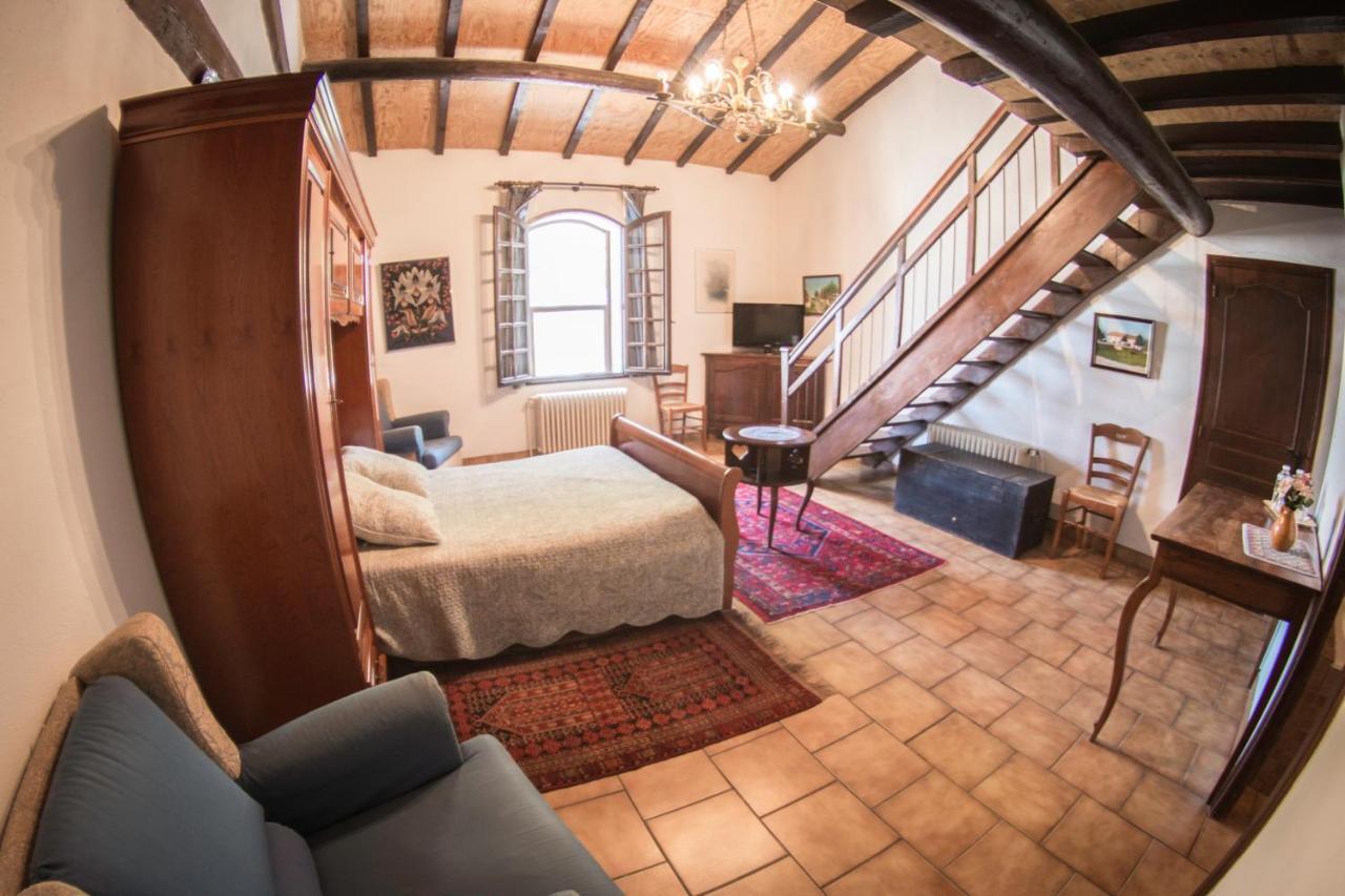 Lou Mas Dou Juge Hotel Сен Мари де ла Мер Екстериор снимка